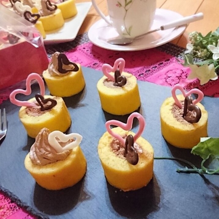 バレンタイン シナモンチョコミニロールケーキ レシピ 作り方 By s4 楽天レシピ